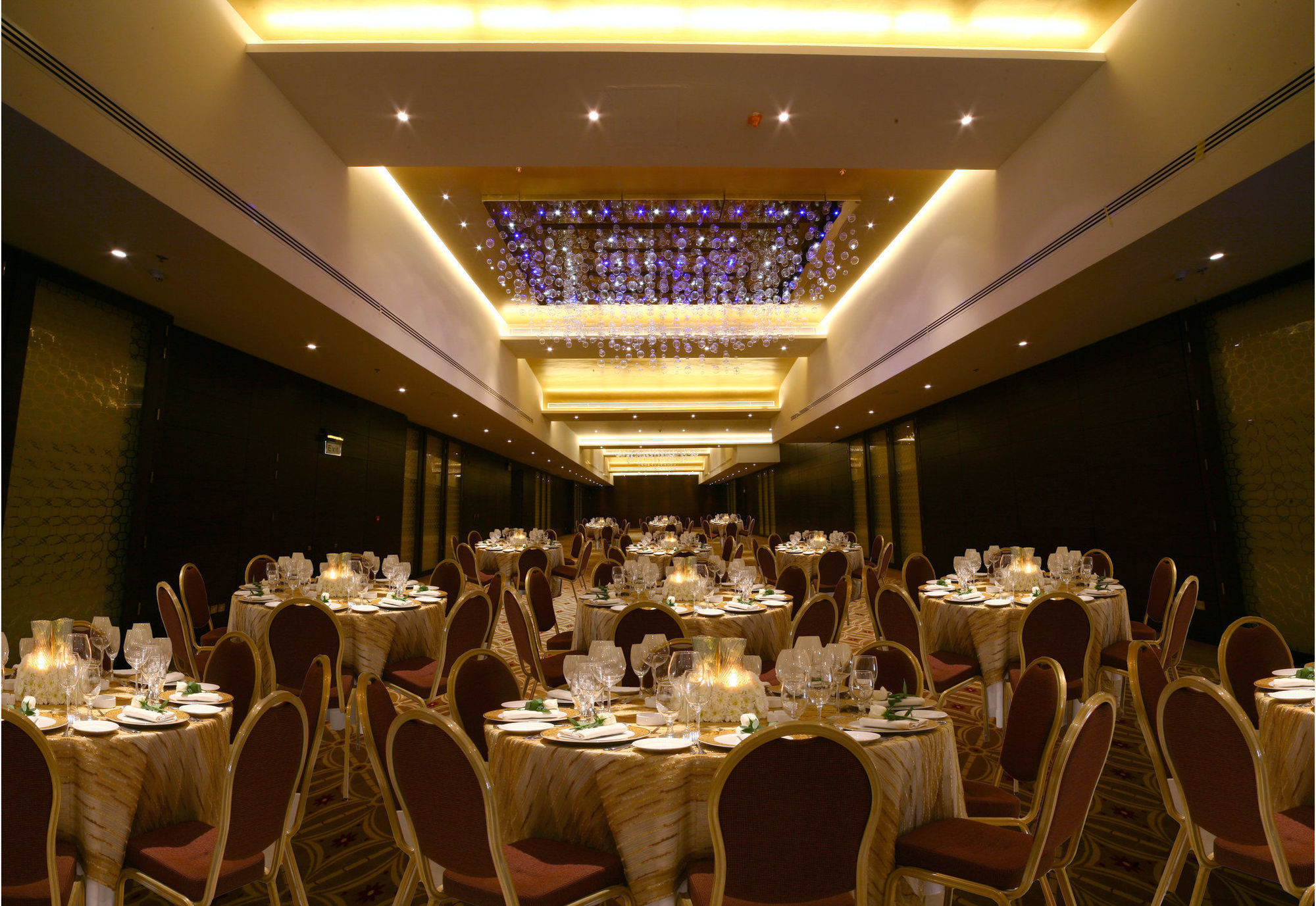 Regency Palace Аман Удобства снимка The Great Hall